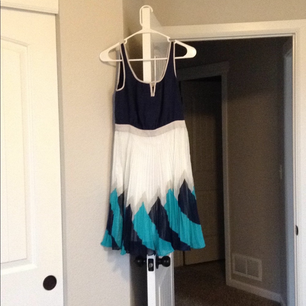 Max & Cleo Ruffle Cocktail Dress, size 2